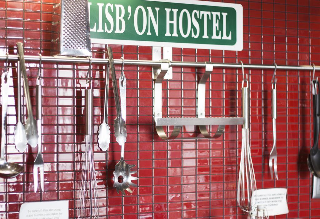 Lisb'On Hostel Lisbon Exterior photo